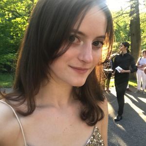 Meet your Posher, Hannah